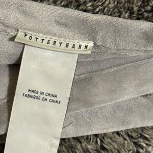 Pottery Barn 50x60 Elegant Throw/Blanket Home Decor & Accents